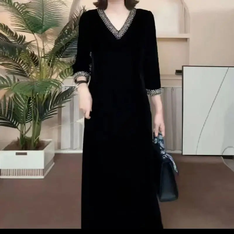 Lady Dress 2025 New Spring And Autumn Popular Light Luxury High-End thin elastic Mother High-End Velvet Dresses Red Black