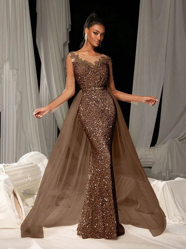 2025 New Elegant Prom Dress Long Sleeve Lace Evening Gown With Deep V-Neck Floor Length Train For Gala Party Wedding
