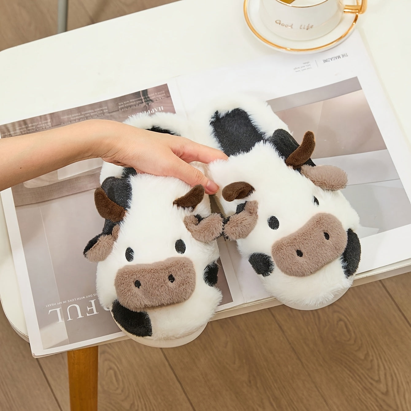 Cozy Home Cute Cartoon Cow Plush Half-Wrap Slippers, Couple's Matching Thickened Warm
