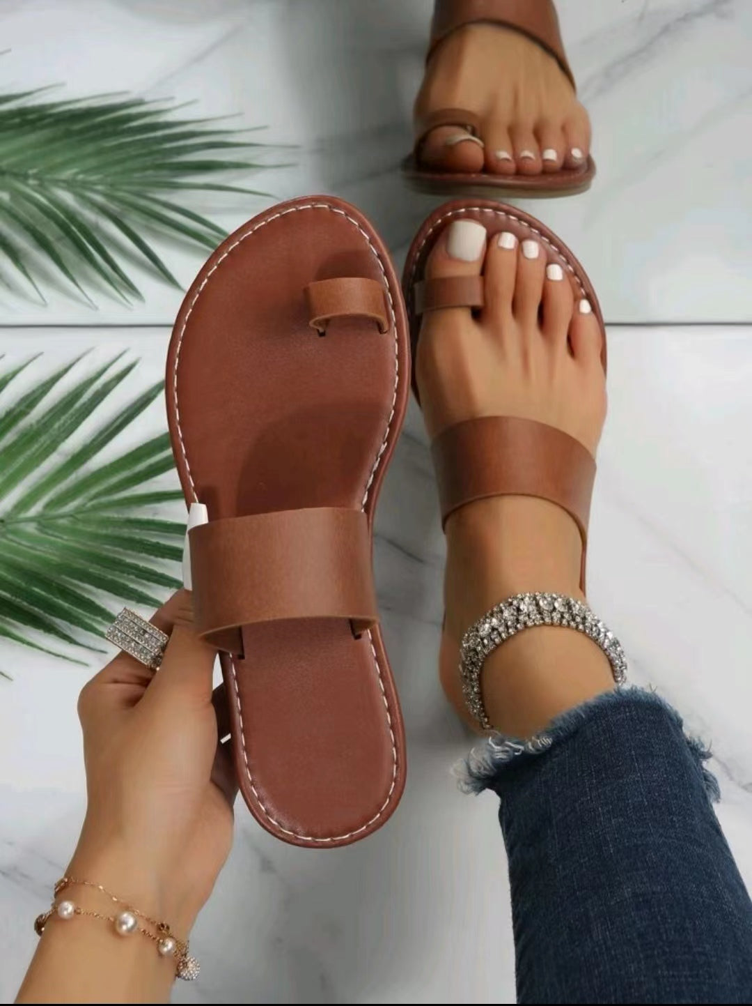 Women's Dark Brown Toe Loop Sandals, Open Round Toe Flat Comfy Fashion Slippers, Women's Indoor & Outdoor Slides