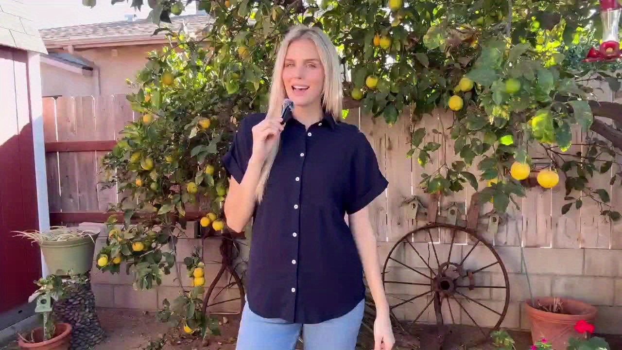 Women'S Short Sleeve V-Neck Button-Up Shirt with Pockets - Light Gray, Casual Summer Top, Perfect for Vacation or Casual Attire, Vacation Clothing | Buttonup Shirt | Glossy Texture